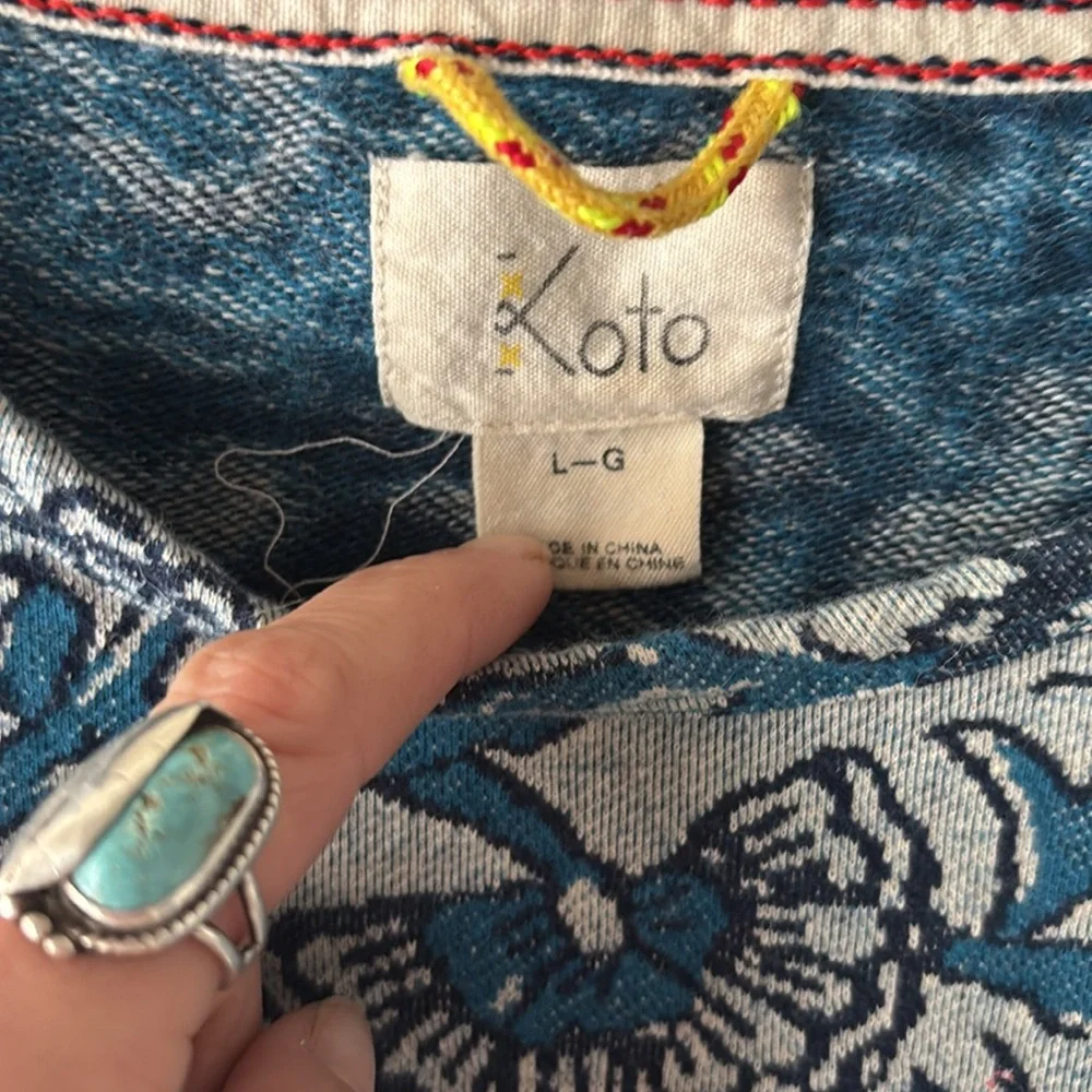 Urban Outfitters Koto Paisley Floral Print Long Sleeve Round Neck Sz LRG - Picture 7 of 12